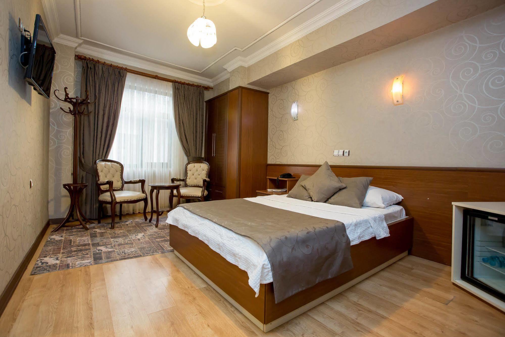 Hotel Pera Capitol Istanbul Ngoại thất bức ảnh